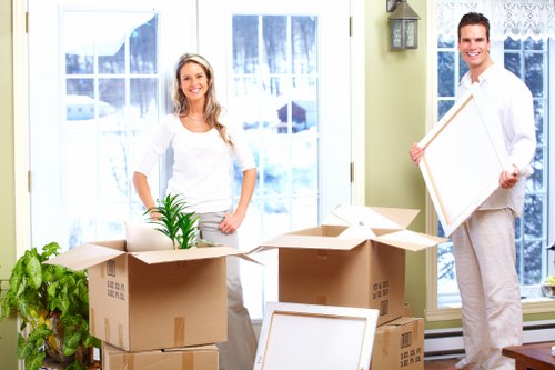 Commercial relocation service for offices and workspaces around Canary Wharf